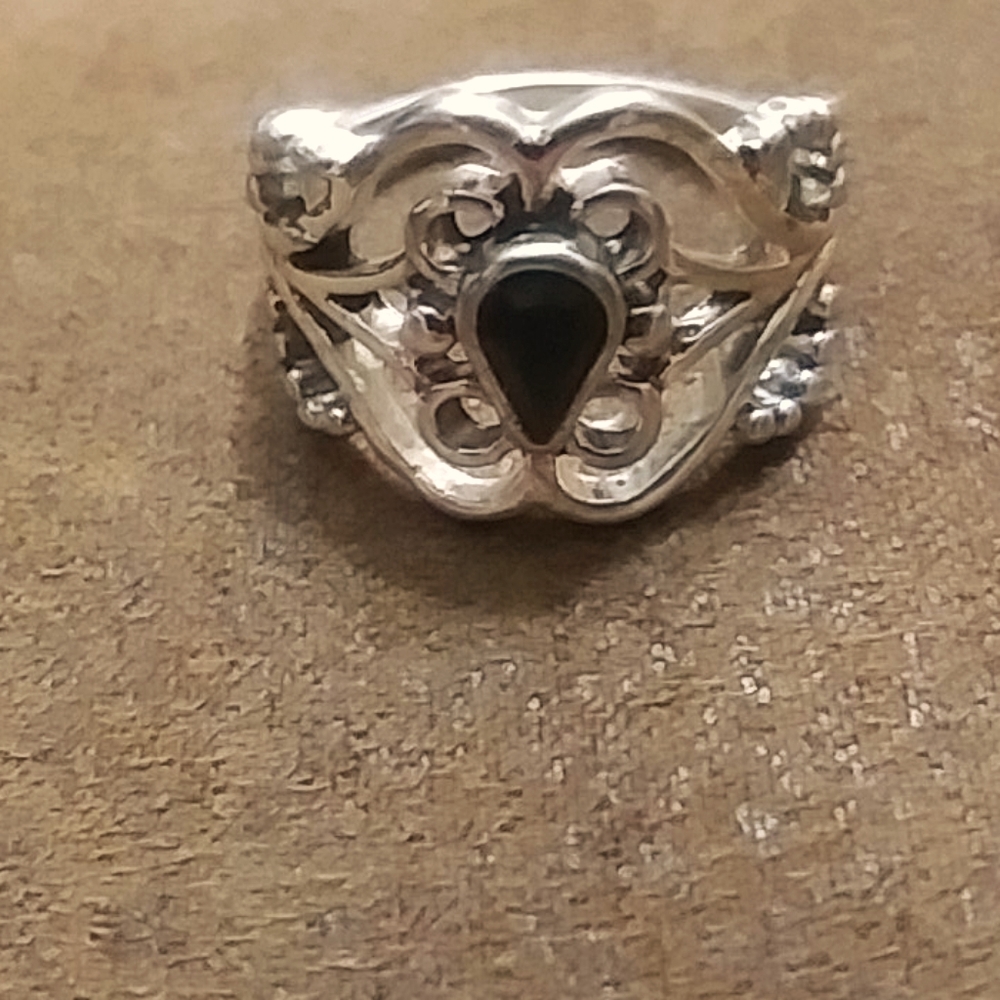 Antique ring 1980s size 7